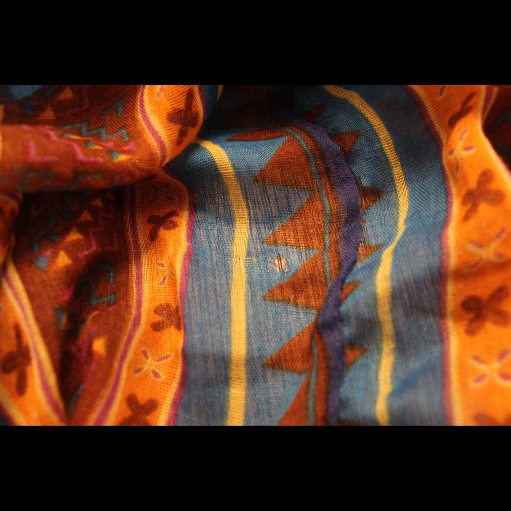 Scarf🍂🍁🌻 - Picture 3 of 4